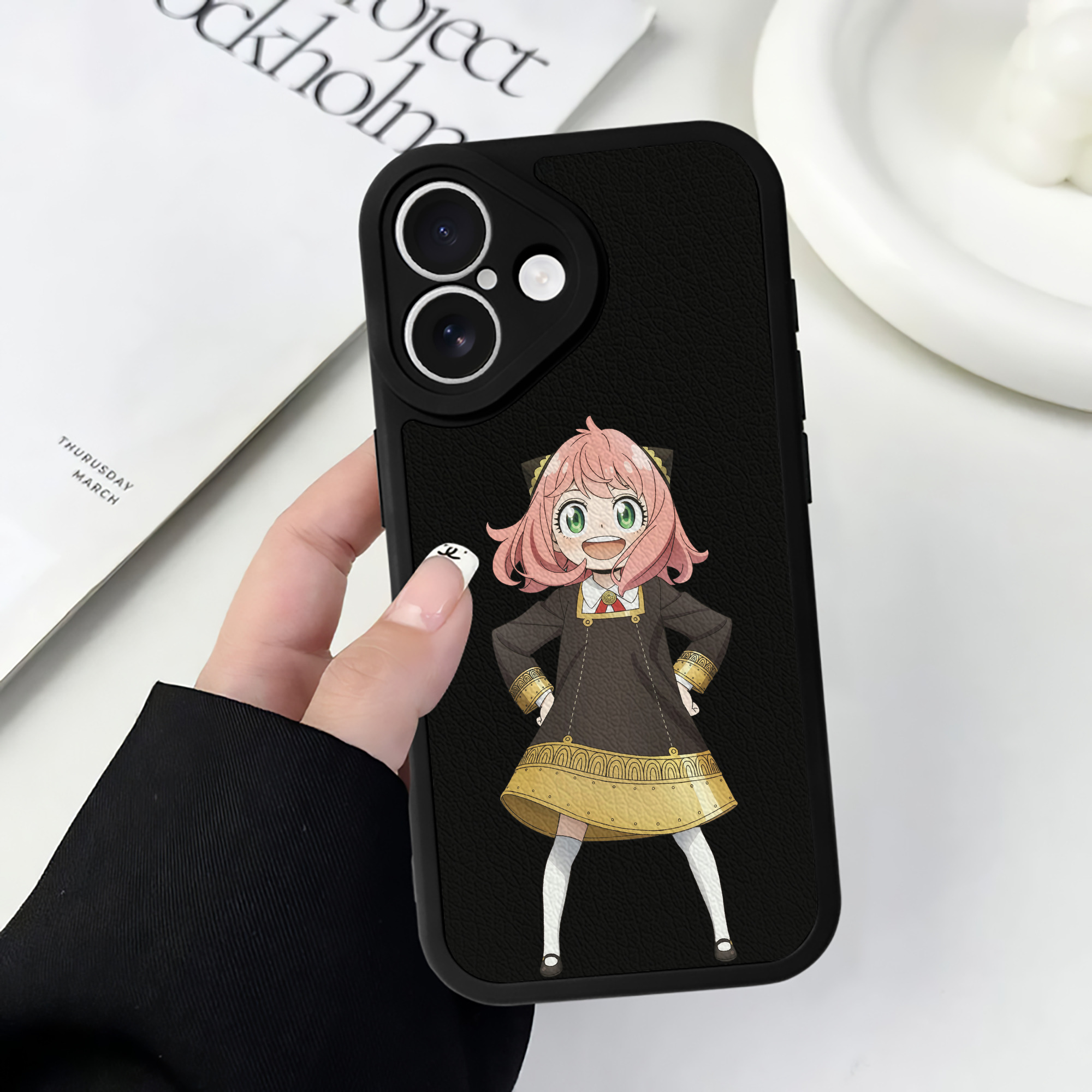 （画像用） SPY×FAMILY间谍家家酒 【iPhone 16シリーズ対応】シリコンスマホケース（レザー調） 材質：シリコン